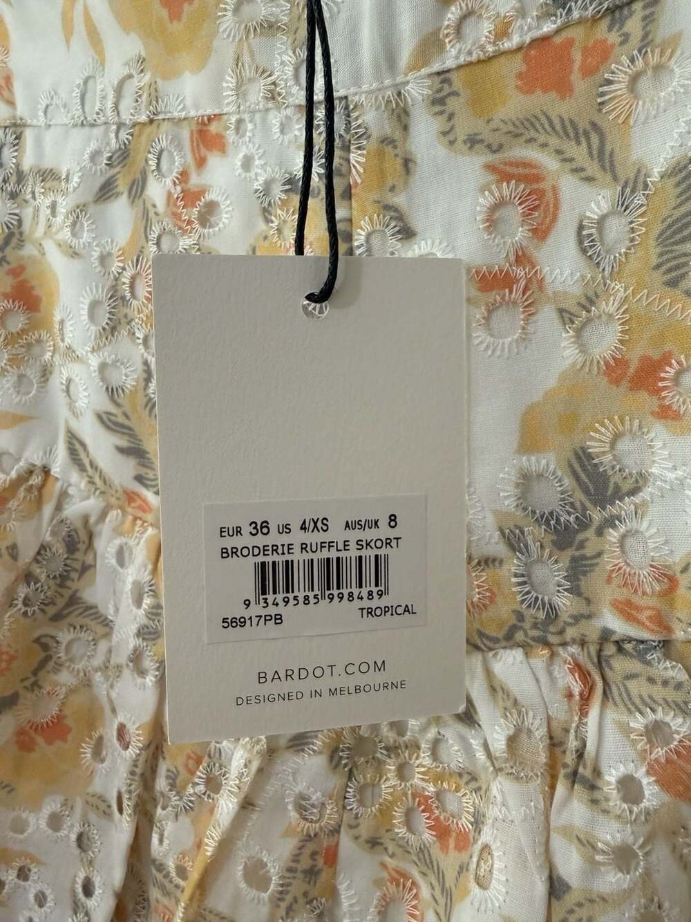 Bardot Broderie Ruffle Skort in Tropical Print - Picture 4 of 7